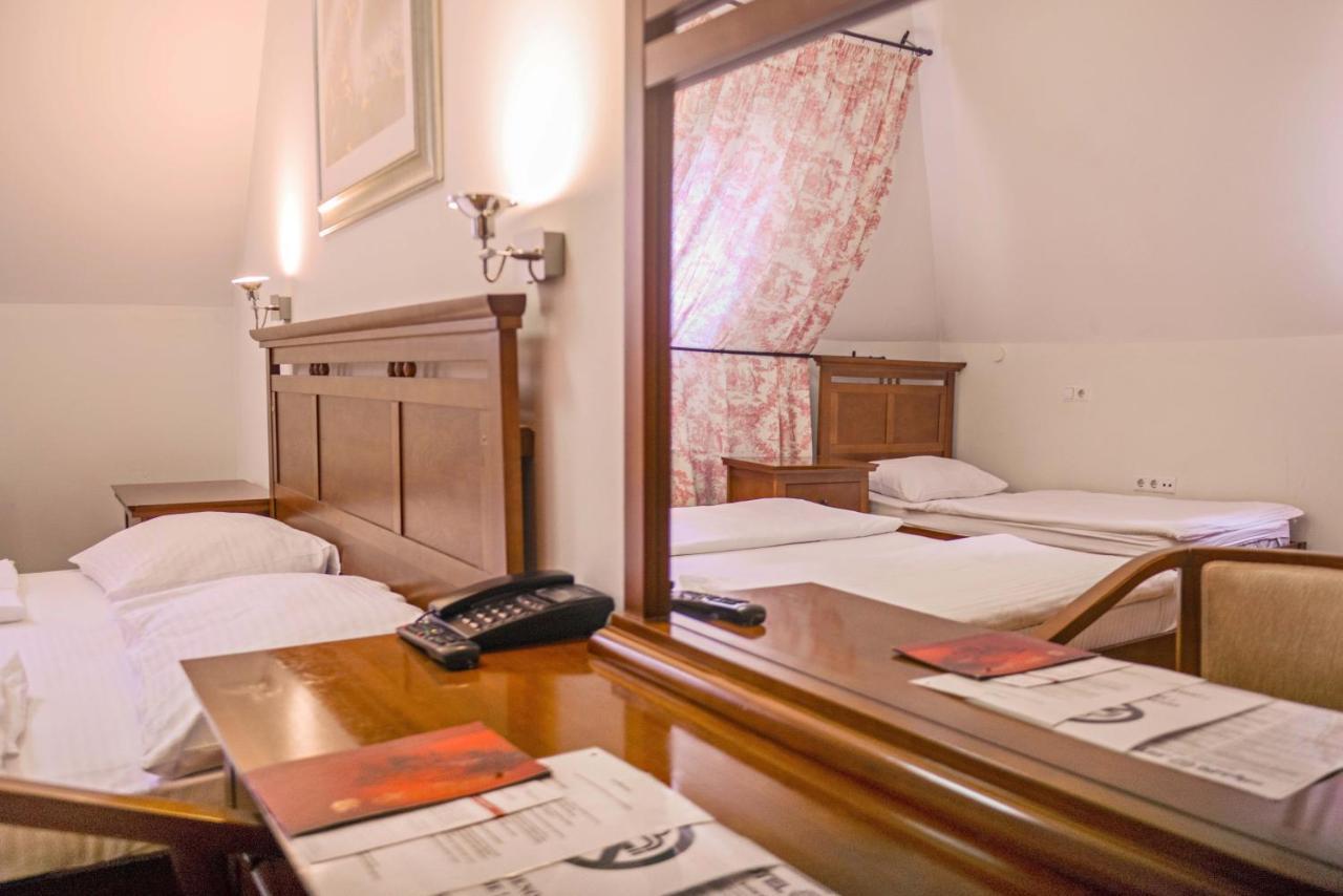 Hotel Pahuljica Влашич Екстериор снимка