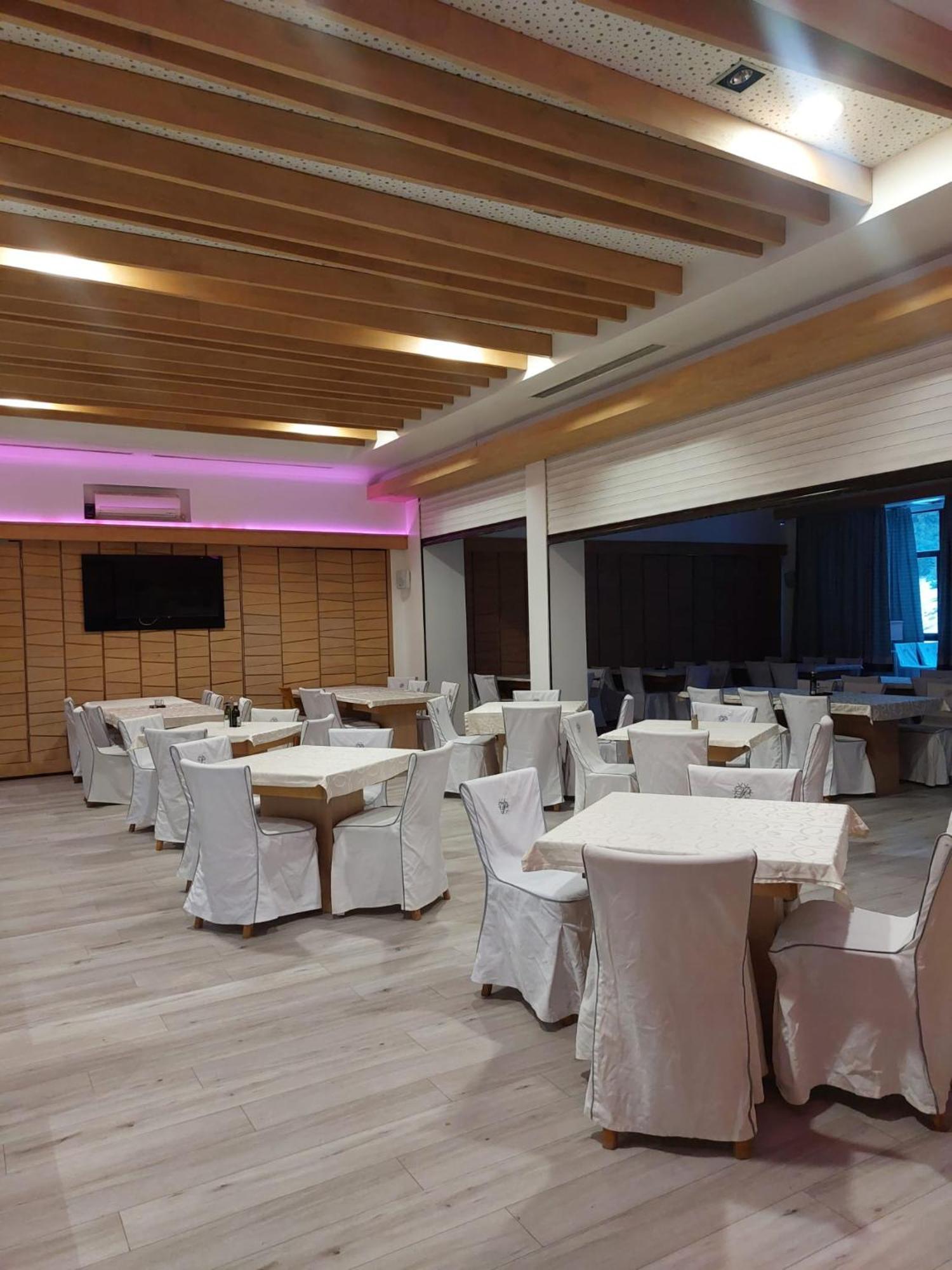Hotel Pahuljica Влашич Екстериор снимка